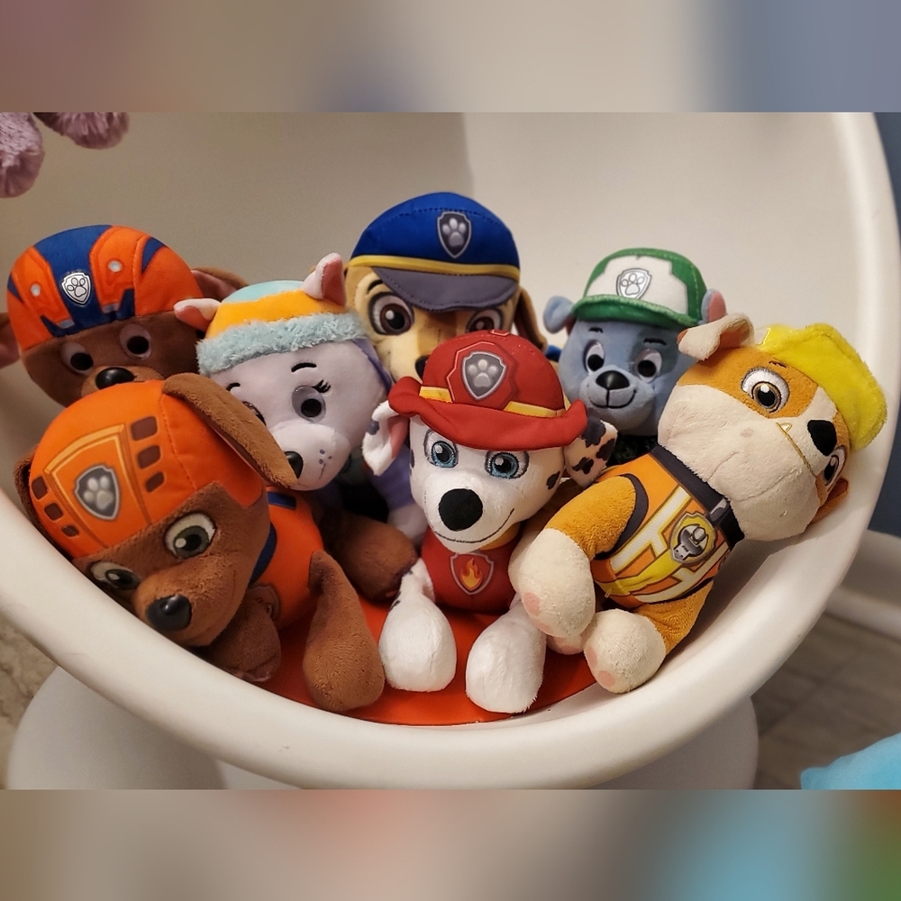 Paw Patrol Plush Characters in Red, Blue, Yellow, Green, Orange, Gray